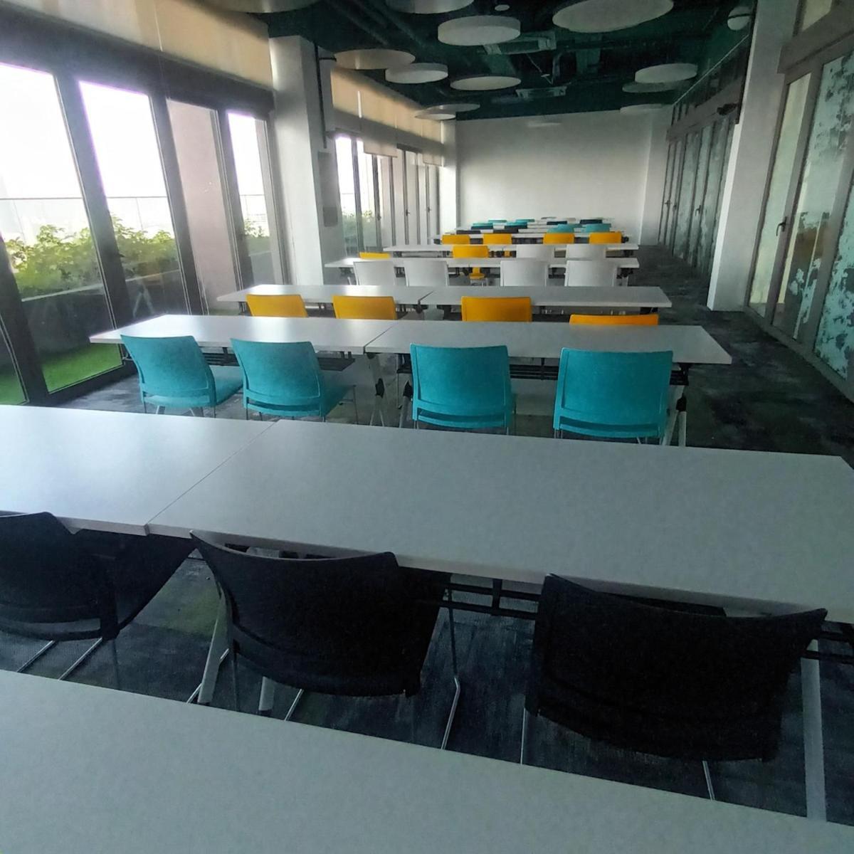 Sky Pool At Riveria City- B Pangsapuri