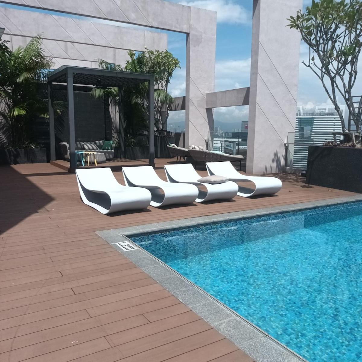 Sky Pool At Riveria City- B * Kuala Lumpur