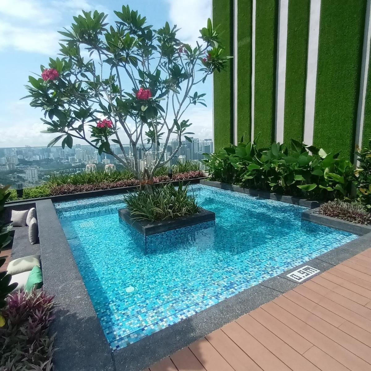 Sky Pool At Riveria City- B *
